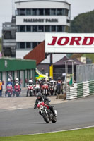 Vintage-motorcycle-club;eventdigitalimages;mallory-park;mallory-park-trackday-photographs;no-limits-trackdays;peter-wileman-photography;trackday-digital-images;trackday-photos;vmcc-festival-1000-bikes-photographs